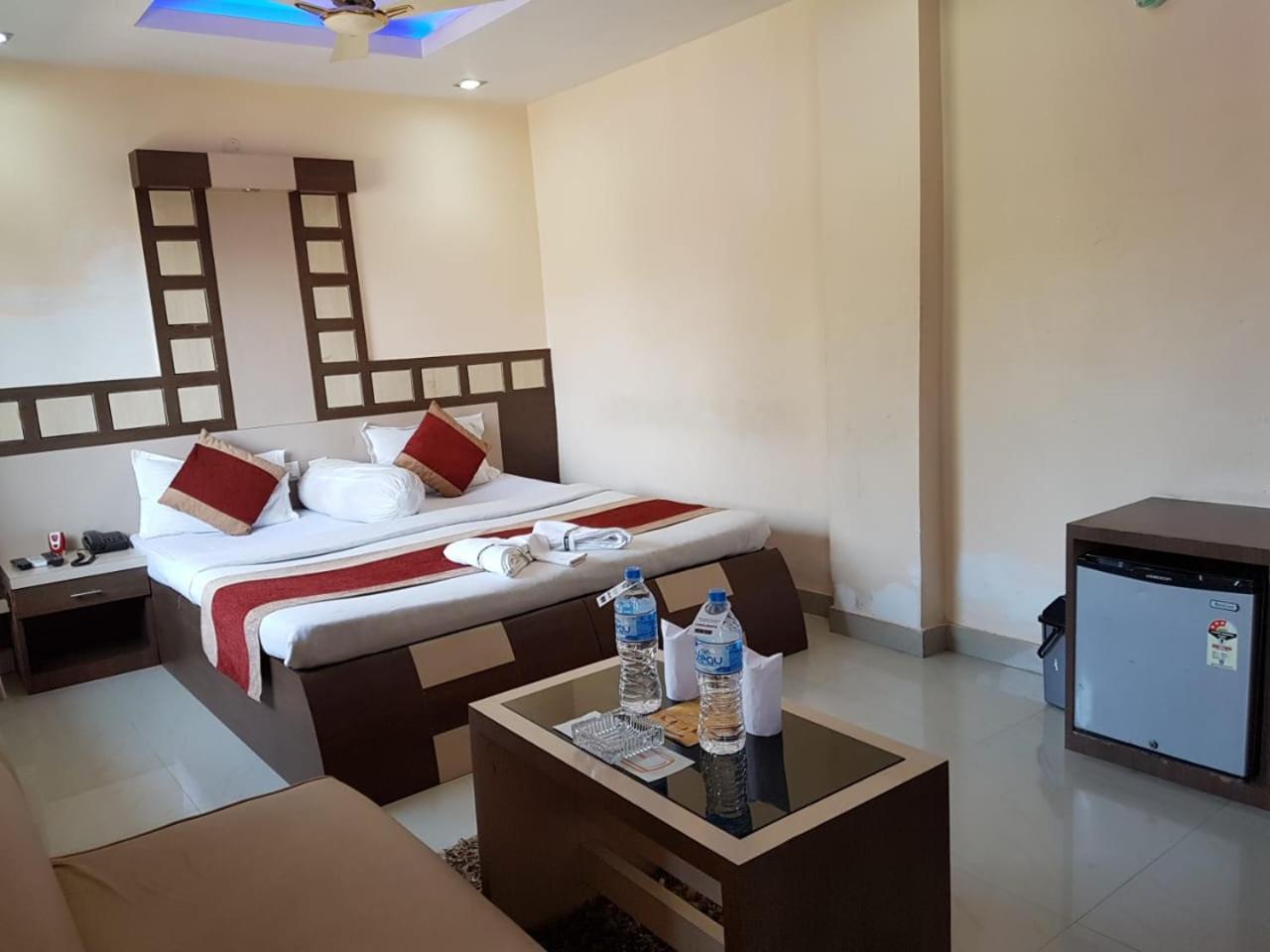 Hotel Royal Bengal Bolpur Exteriér fotografie